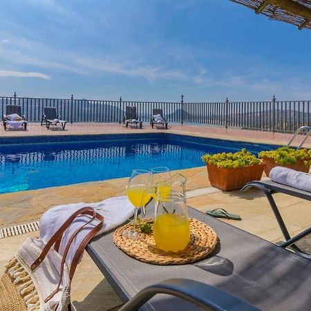 La Villa Del Lago Iznajar By Ruralidays Экстерьер фото